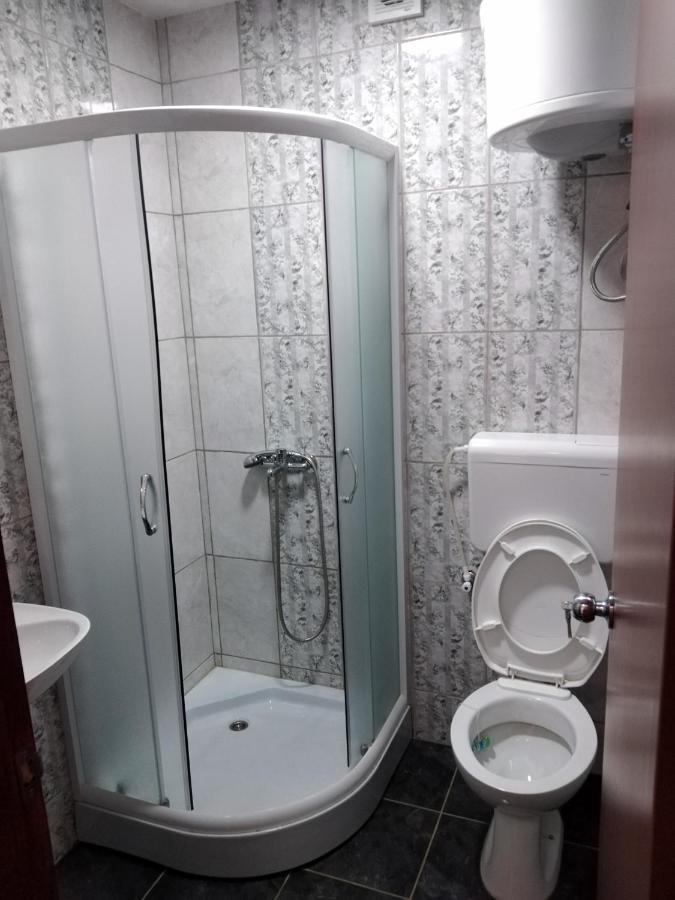 Ferienwohnung Srebrna Nit Veliko Gradište Exterior foto