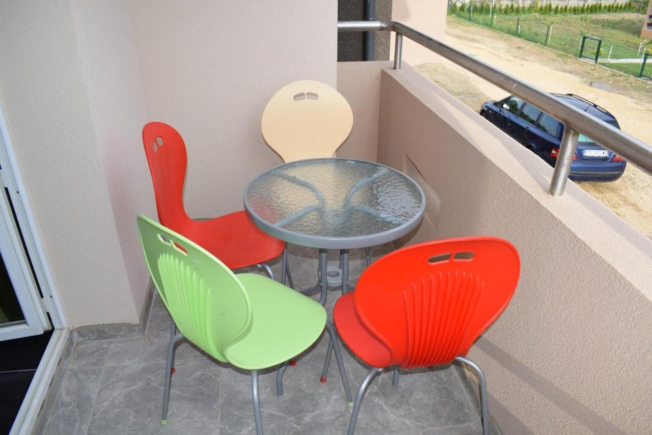 Ferienwohnung Srebrna Nit Veliko Gradište Exterior foto